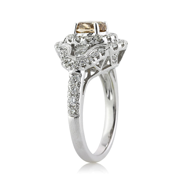 Oval Cut Diamond Engagement Rings