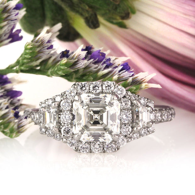 Three Reasons to Love the Asscher Cut Engagement Ring