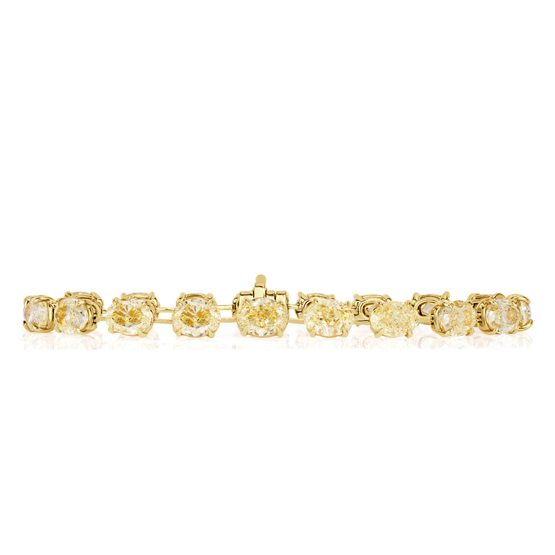 21.06ct Oval Cut Fancy Light Yellow Diamond Tennis Bracelet