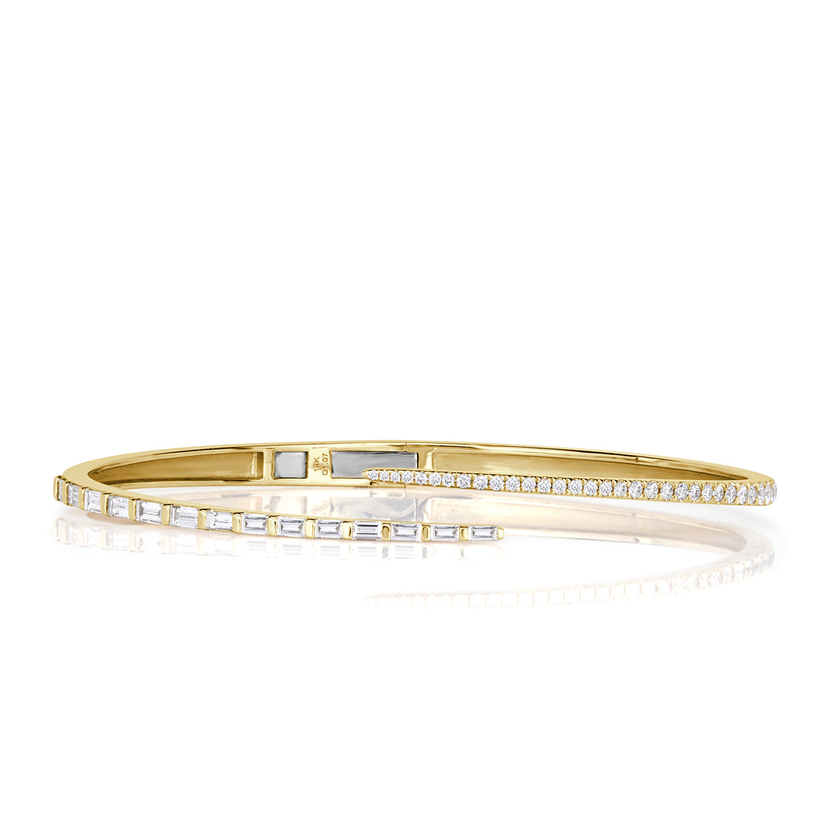 1.07ct Round Brilliant Cut and Baguette Cut Diamond Bangle Bracelet