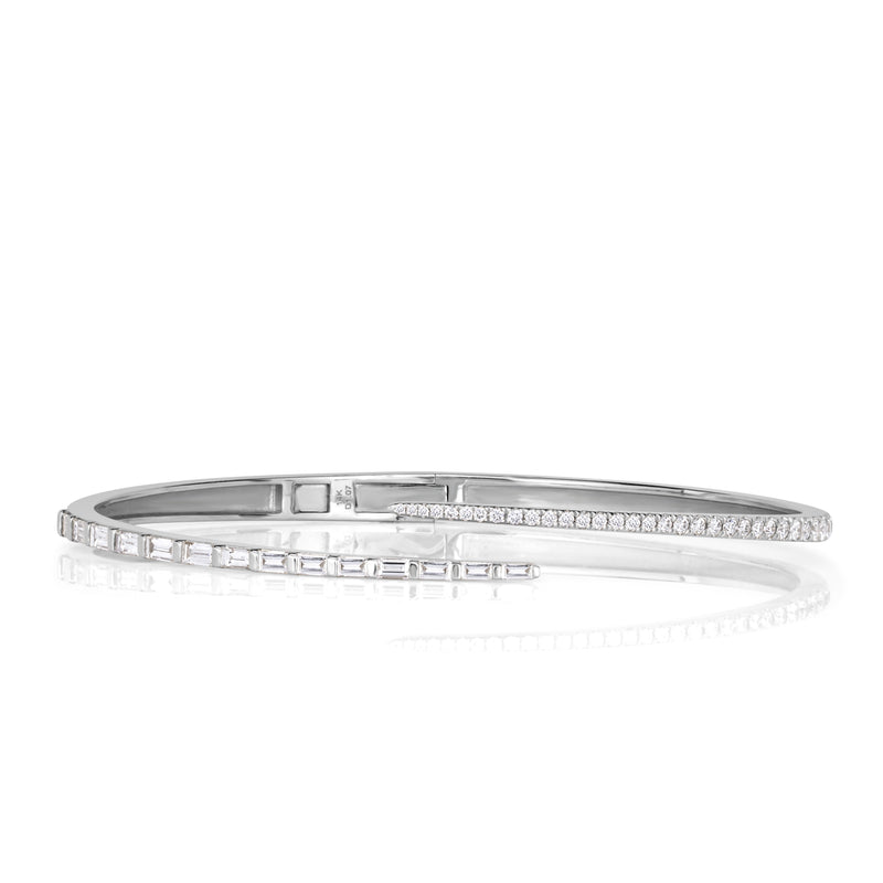 1.07ct Round Brilliant Cut and Baguette Cut Diamond Bangle Bracelet