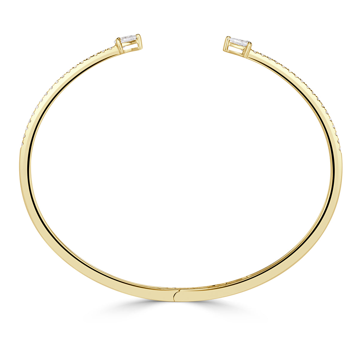 0.67ct Round Brilliant Cut and Pear Shaped Diamond Bangle