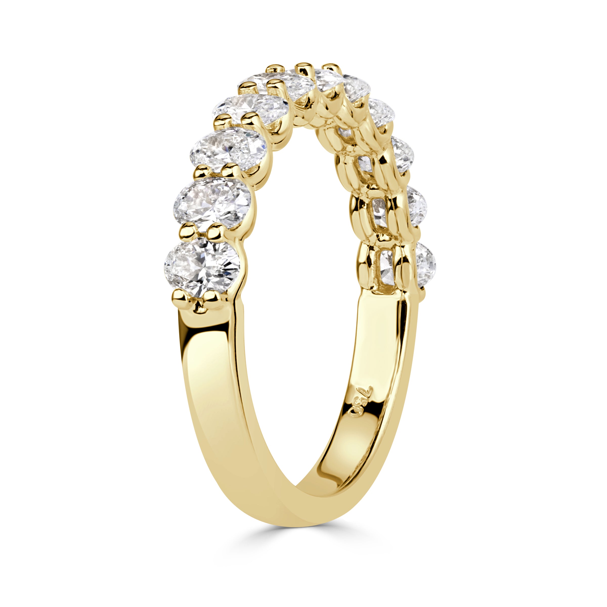 1.16ct Oval Cut Diamond Wedding Band in 18K Yellow Gold