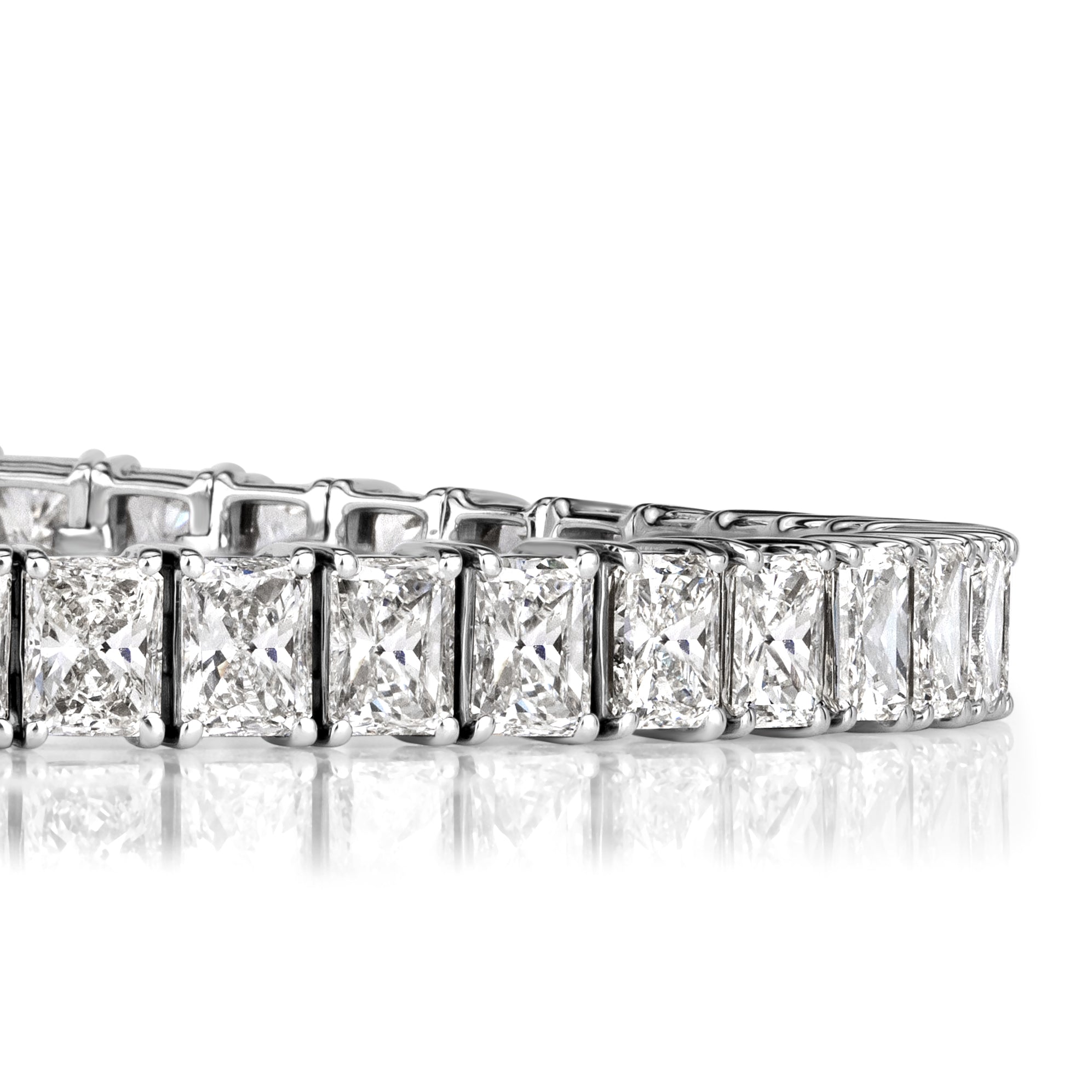 Radiant Cut Diamond Tennis Bracelet in 18K White Gold