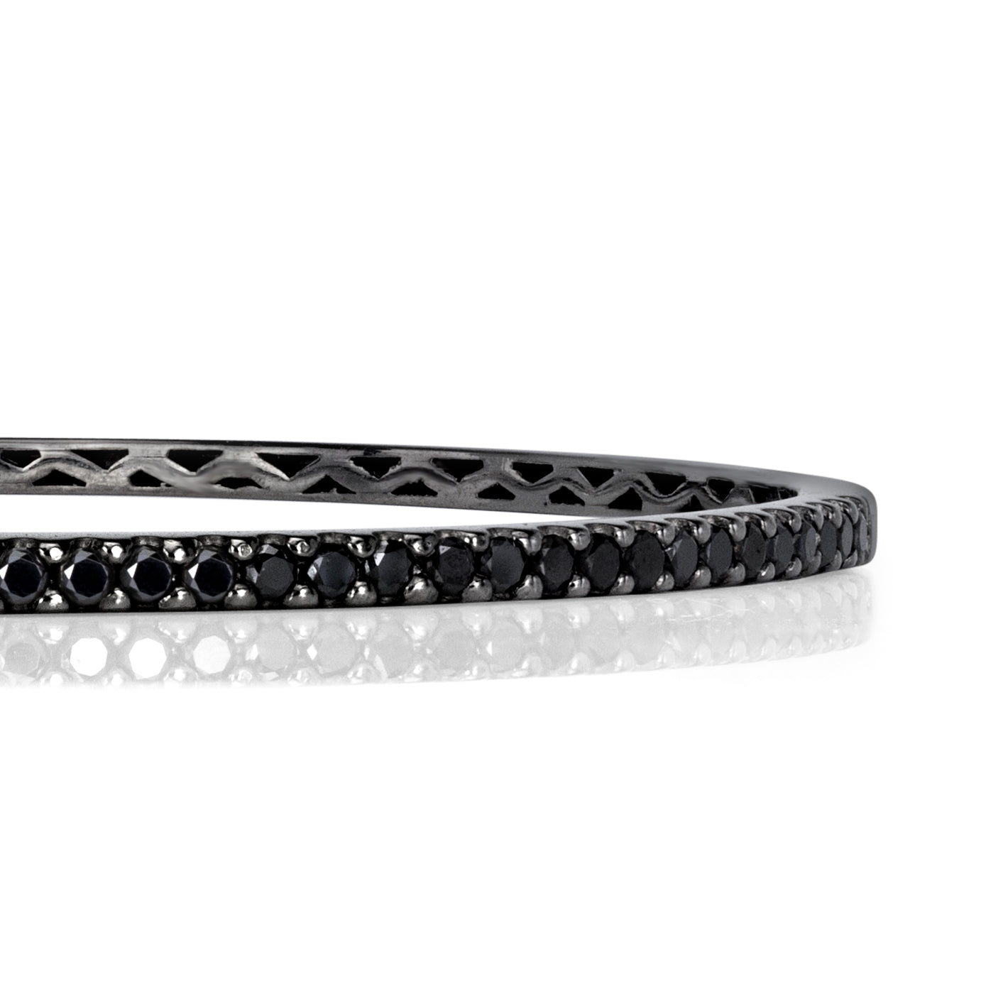 0.85ct Round Brilliant Cut Black Diamond Bangle Bracelet in 18K Black Gold