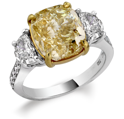 Engagement Ring Fancy Orange Yellow natural diamond