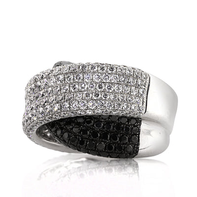 3.85ct White and Black Round Brilliant Cut Diamond Ring
