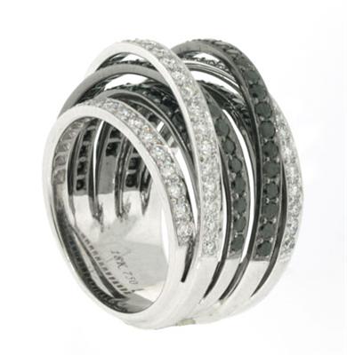 3.55ct Black and White Round Diamond Ring Masterpiece