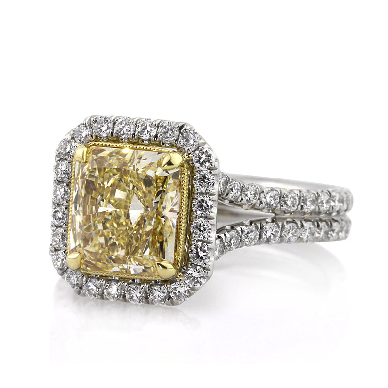 3.42ct Fancy Light Yellow Radiant Cut Diamond Engagement Ring