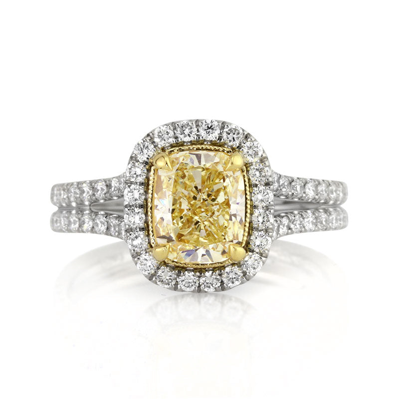 2.22ct Fancy Light Yellow Cushion Cut Diamond Engagement Anniverary Ring