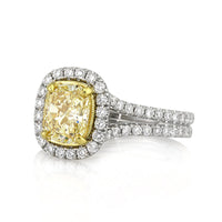 2.22ct Fancy Light Yellow Cushion Cut Diamond Engagement Anniverary Ring