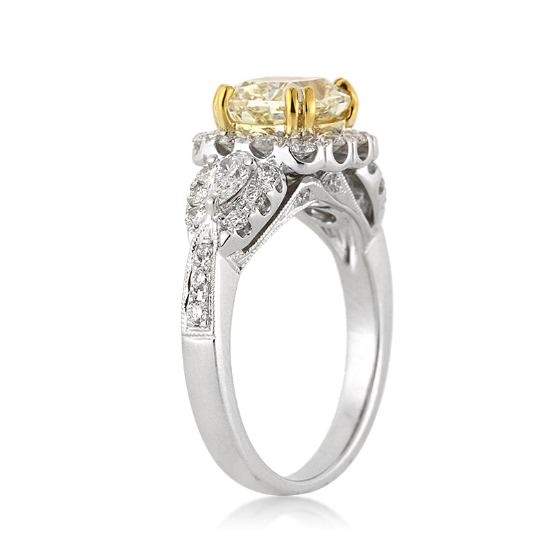 2.92ct Fancy Light Yellow Radiant Cut Diamond Engagement Ring