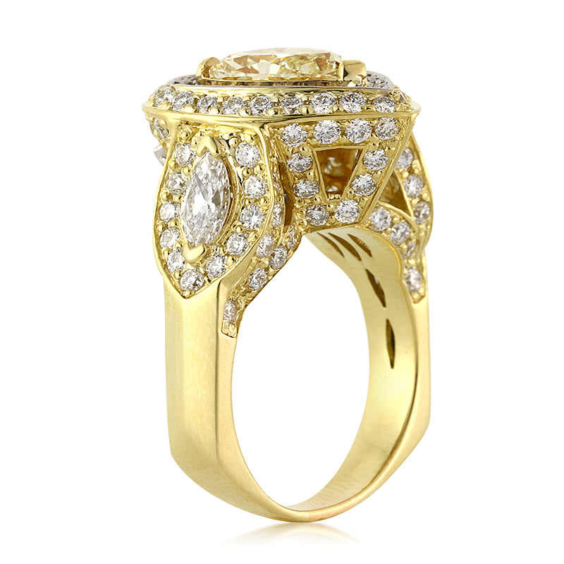 4.04ct Fancy Light Yellow Pear Shaped Diamond Engagement Ring