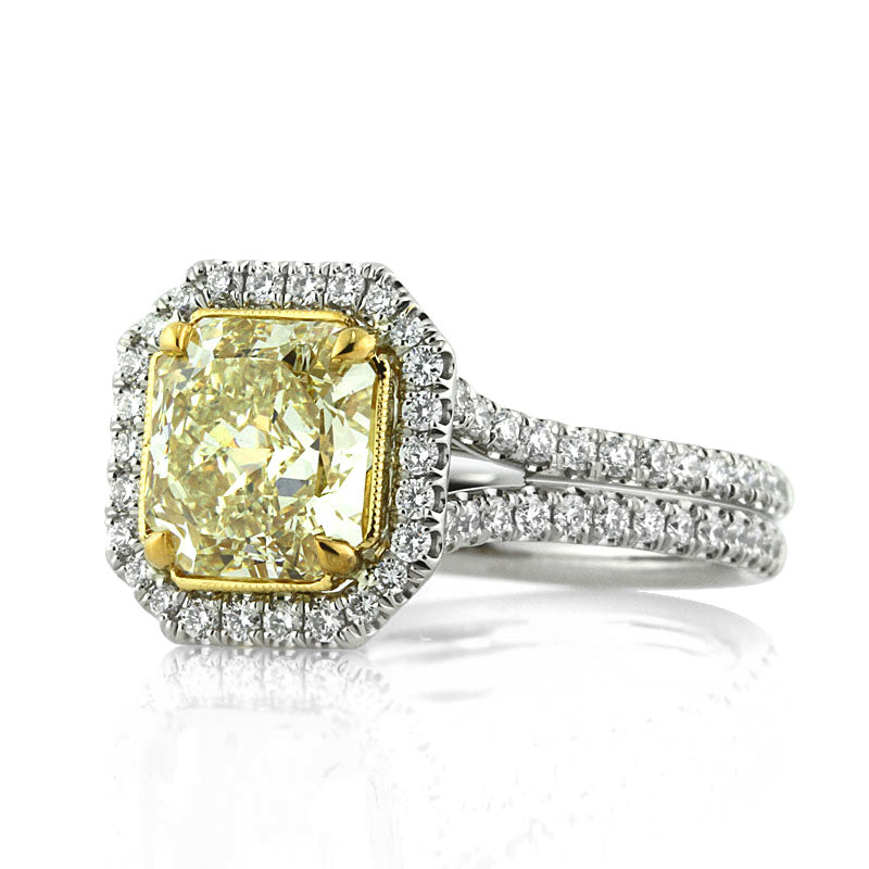 2.93ct Fancy Light Yellow Radiant Cut Diamond Engagement Ring