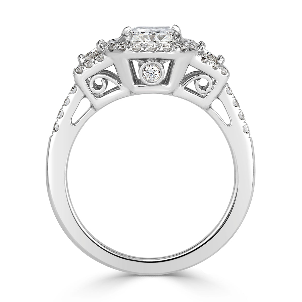 2.50ct Radiant Cut Diamond Engagement Ring