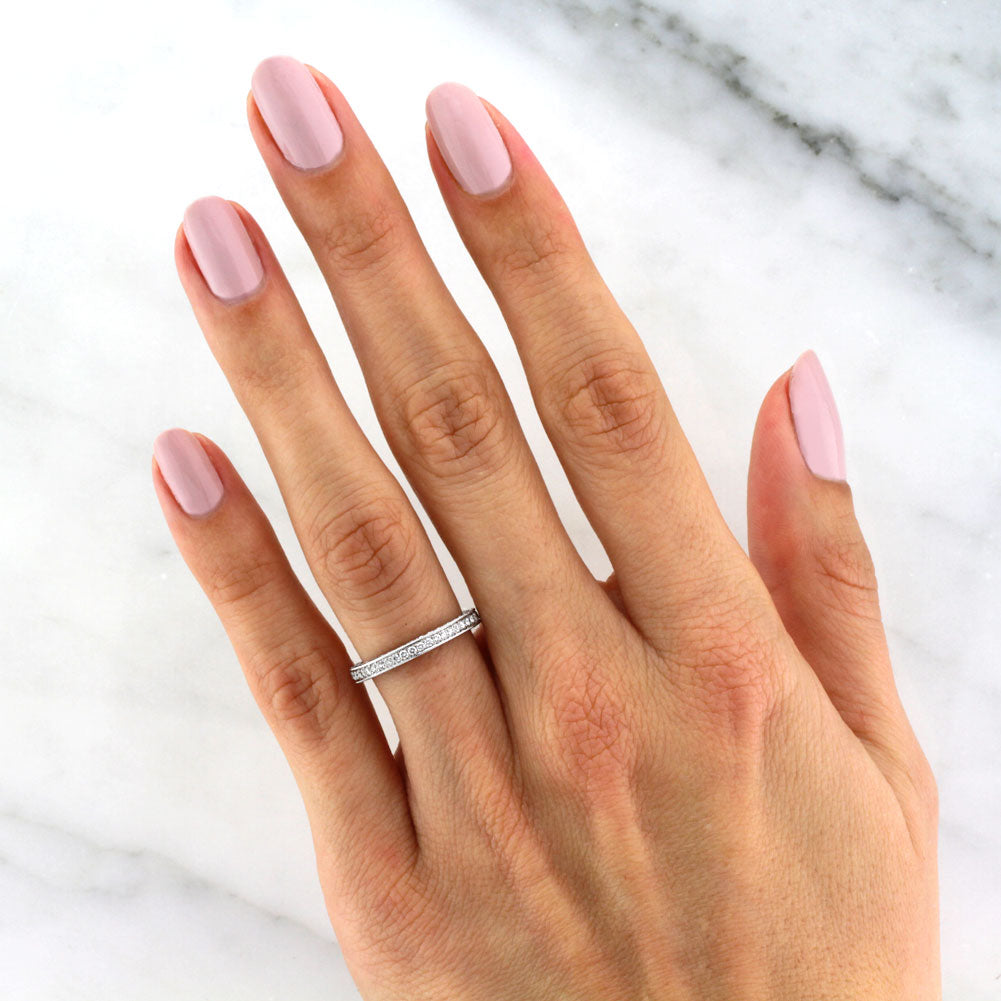 1.00ct Round Brilliant Cut Diamond Three-Sided Band in Platinum