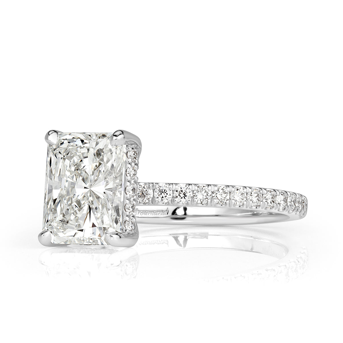 2.53ct Radiant Cut Diamond Engagement Ring