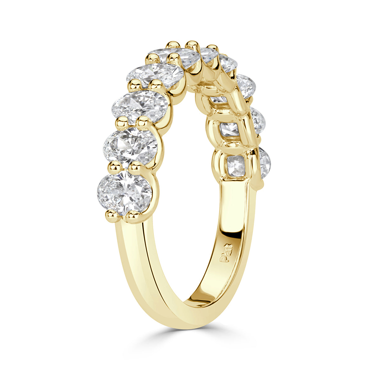 1.85ct Oval Cut Diamond Wedding Band in 18k Yellow Gold