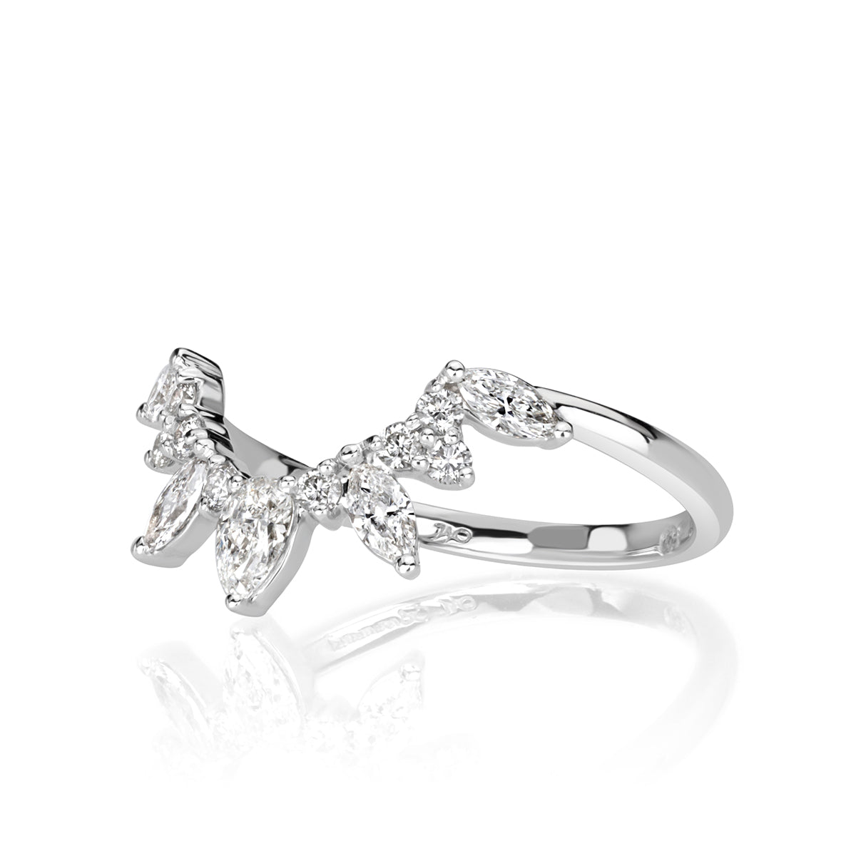 0.46ct Diamond Starburst Curve Band