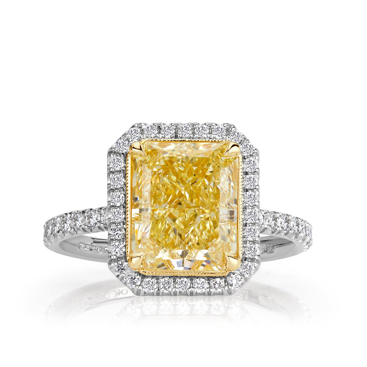 4.02ct Fancy Light Yellow Radiant Cut Diamond Engagement Ring