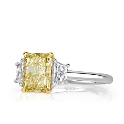 2.71ct Fancy Light Yellow Radiant Cut Diamond Engagement Ring